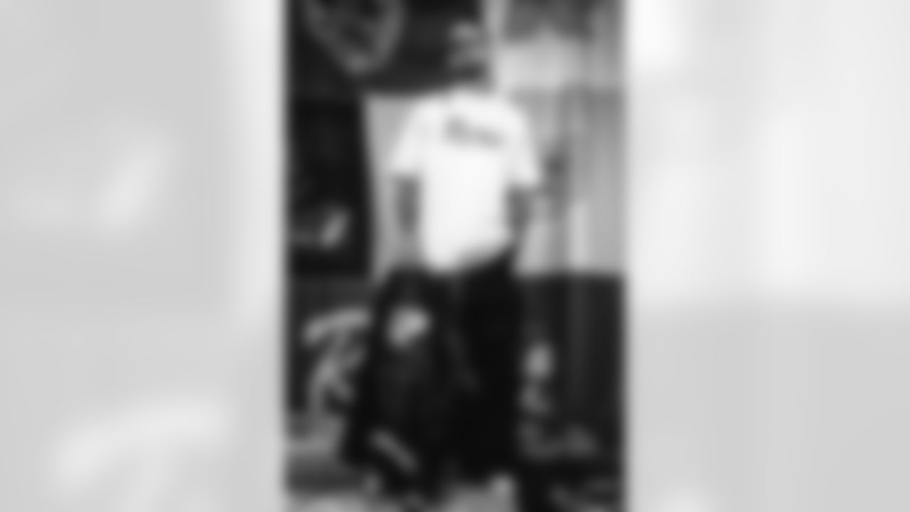 E_Royal_Sol_Merch_2025_99