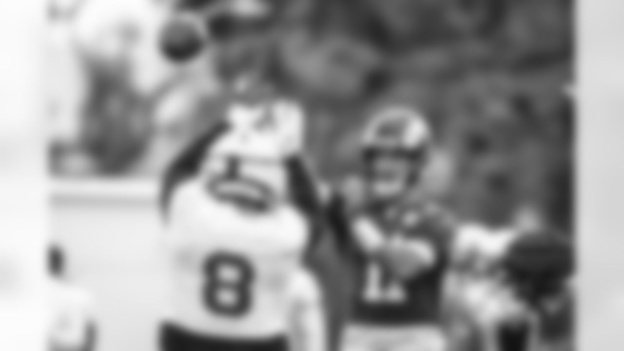 E_251112_Regular_Season_Week11_Practice_AD_1073