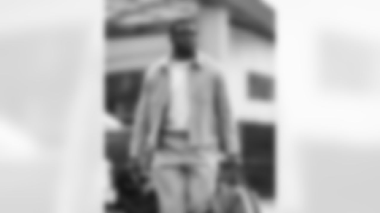 The Los Angeles Rams take on the Arizona Cardinals in week 18 of the 2025 NFL regular season.