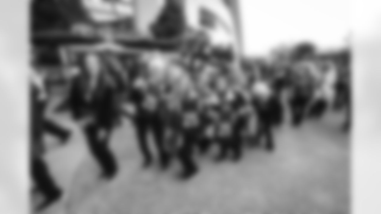 The Los Angeles Rams take on the Seattle Seahawks in week 11 of the 2025 NFL regular season.