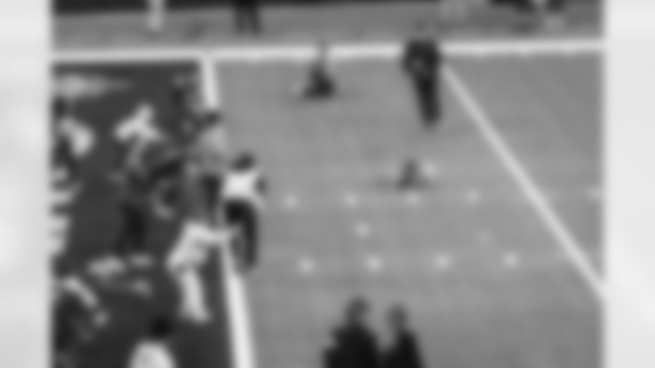 The Los Angeles Rams take on the Arizona Cardinals in week 18 of the 2025 NFL regular season.