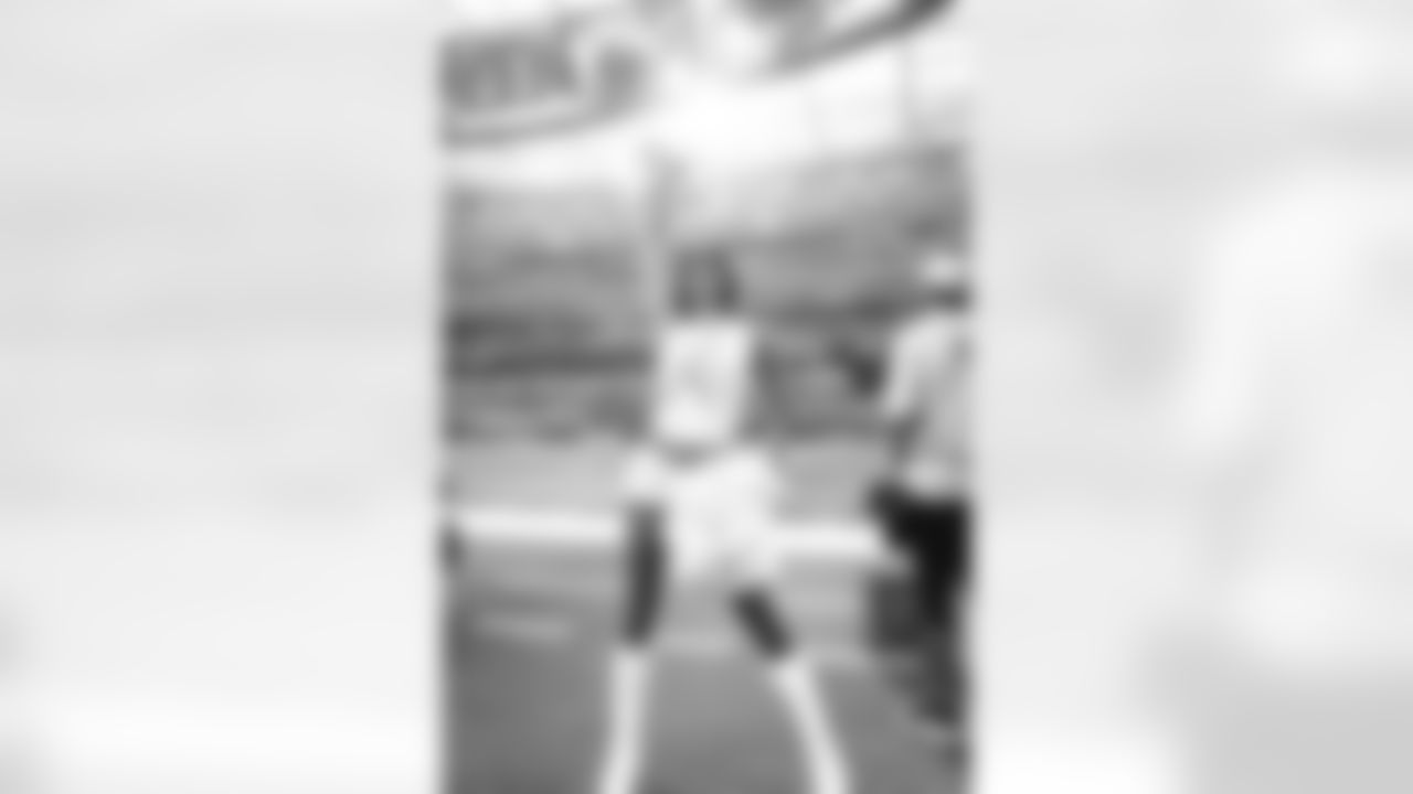 The Los Angeles Rams take on the New Orleans Saints in week 9 of the 2025 NFL regular season.