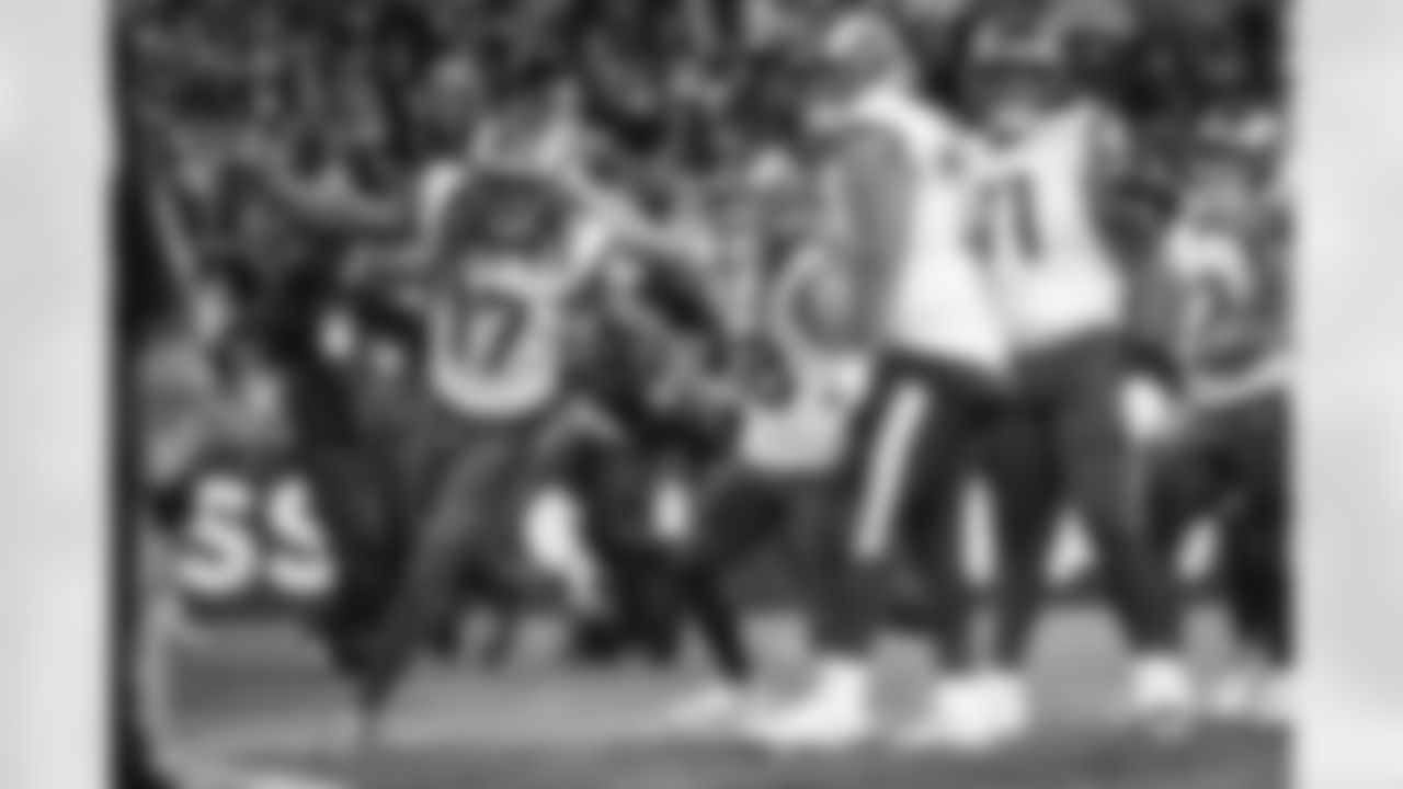 The Los Angeles Rams take on the Jacksonville Jaguars for an international game during week 7 of the 2025 NFL regular season.