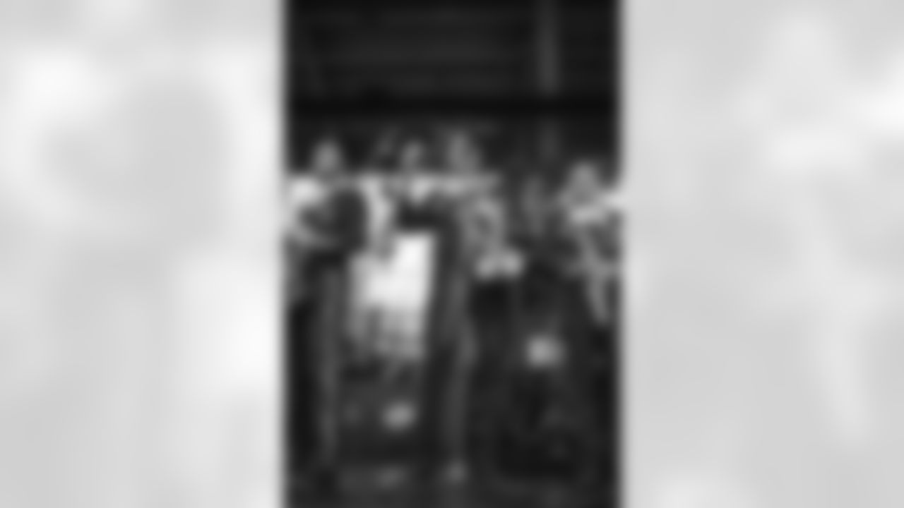 The Los Angeles Rams take on the New Orleans Saints in week 9 of the 2025 NFL regular season.