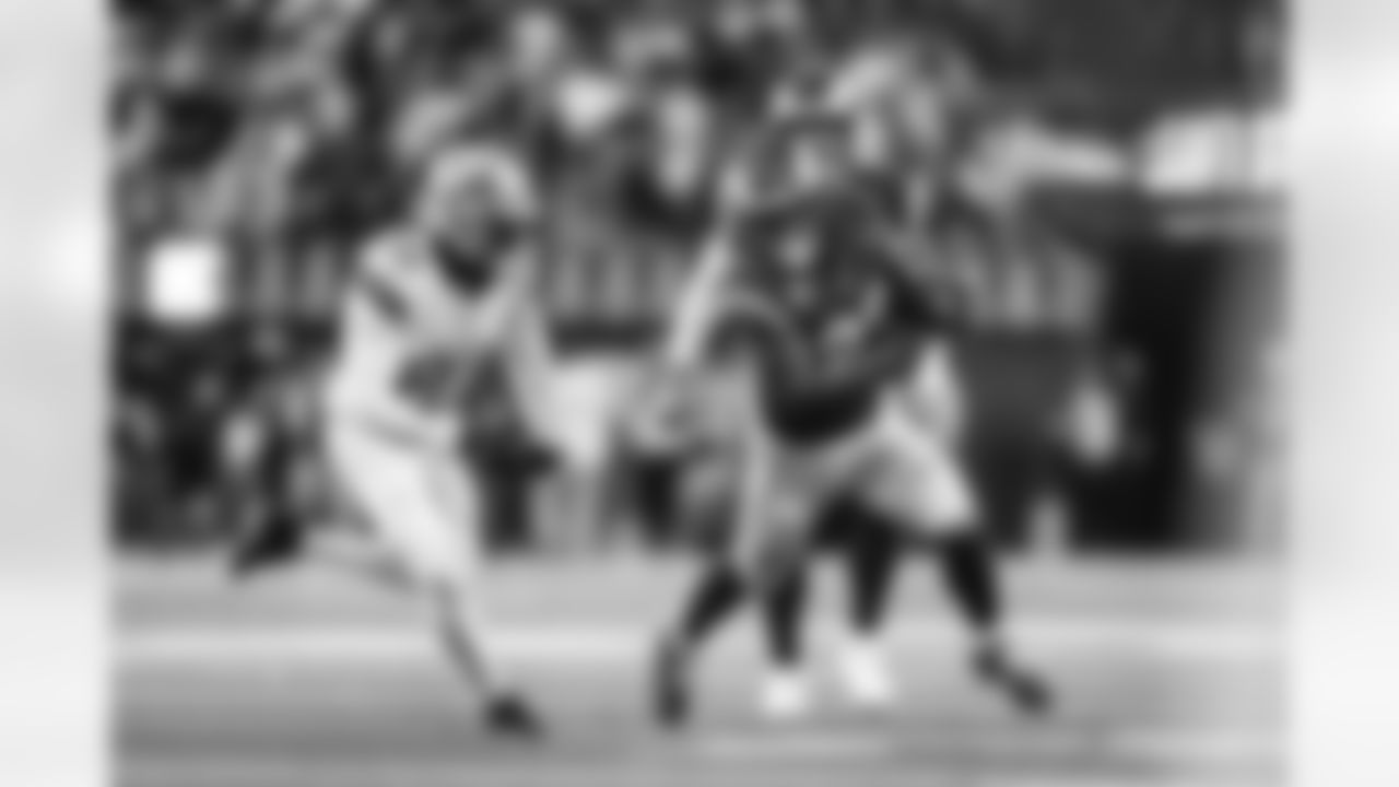 The Los Angeles Rams take on the Detroit Lions in week 15 of the 2025 NFL regular season.