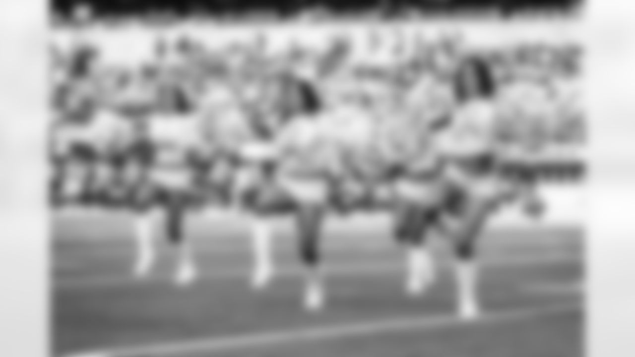 The Los Angeles Rams take on the New Orleans Saints in week 9 of the 2025 NFL regular season.