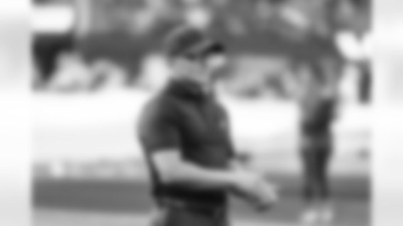 The Los Angeles Rams take on the New Orleans Saints in week 9 of the 2025 NFL regular season.