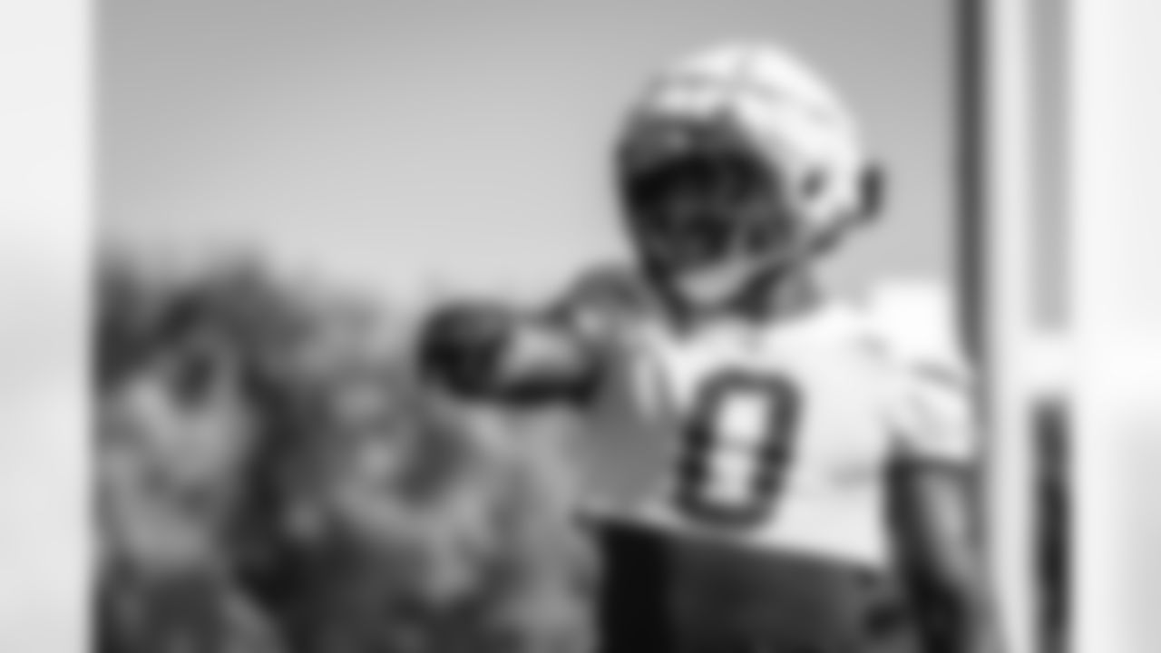 E_251008_Regular_Season_Week6_Practice_BT_0002