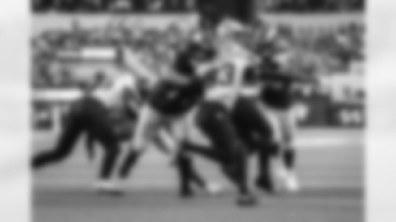 The Los Angeles Rams take on the New Orleans Saints in week 9 of the 2025 NFL regular season.