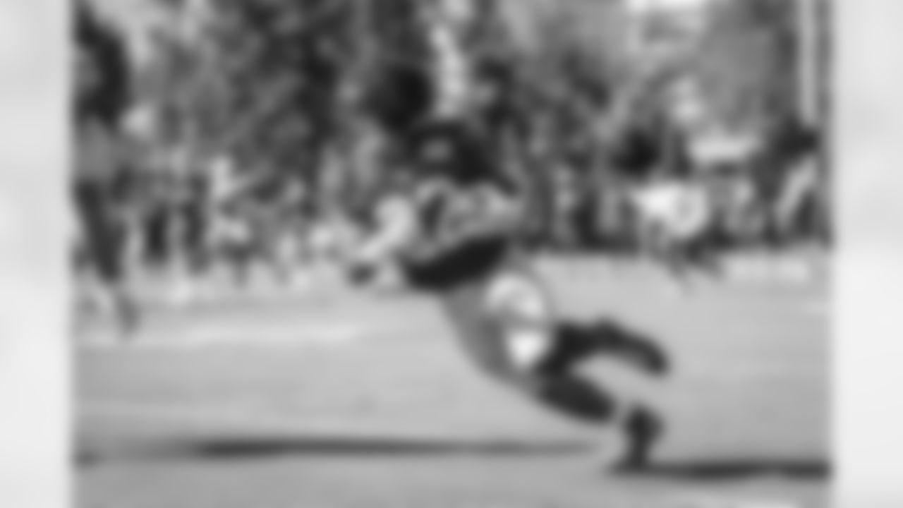 251030_Regular_Season_Week9_Practice_BT_0053