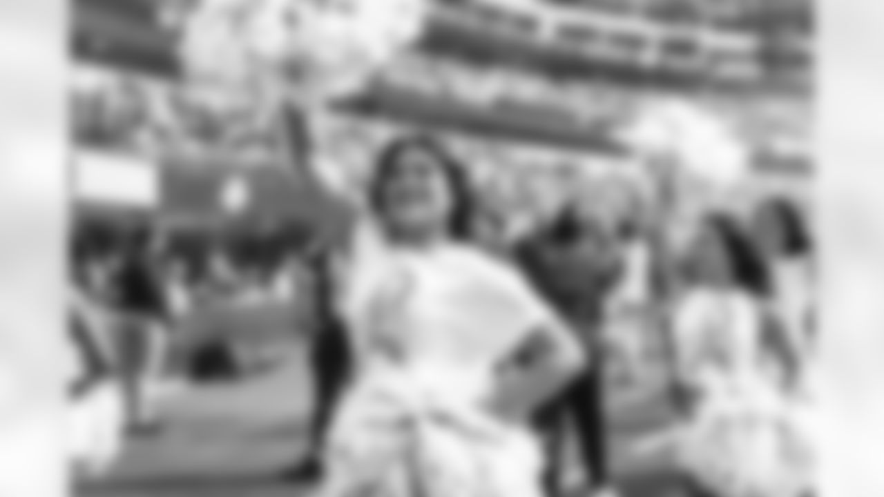 The Los Angeles Rams take on the New Orleans Saints in week 9 of the 2025 NFL regular season.