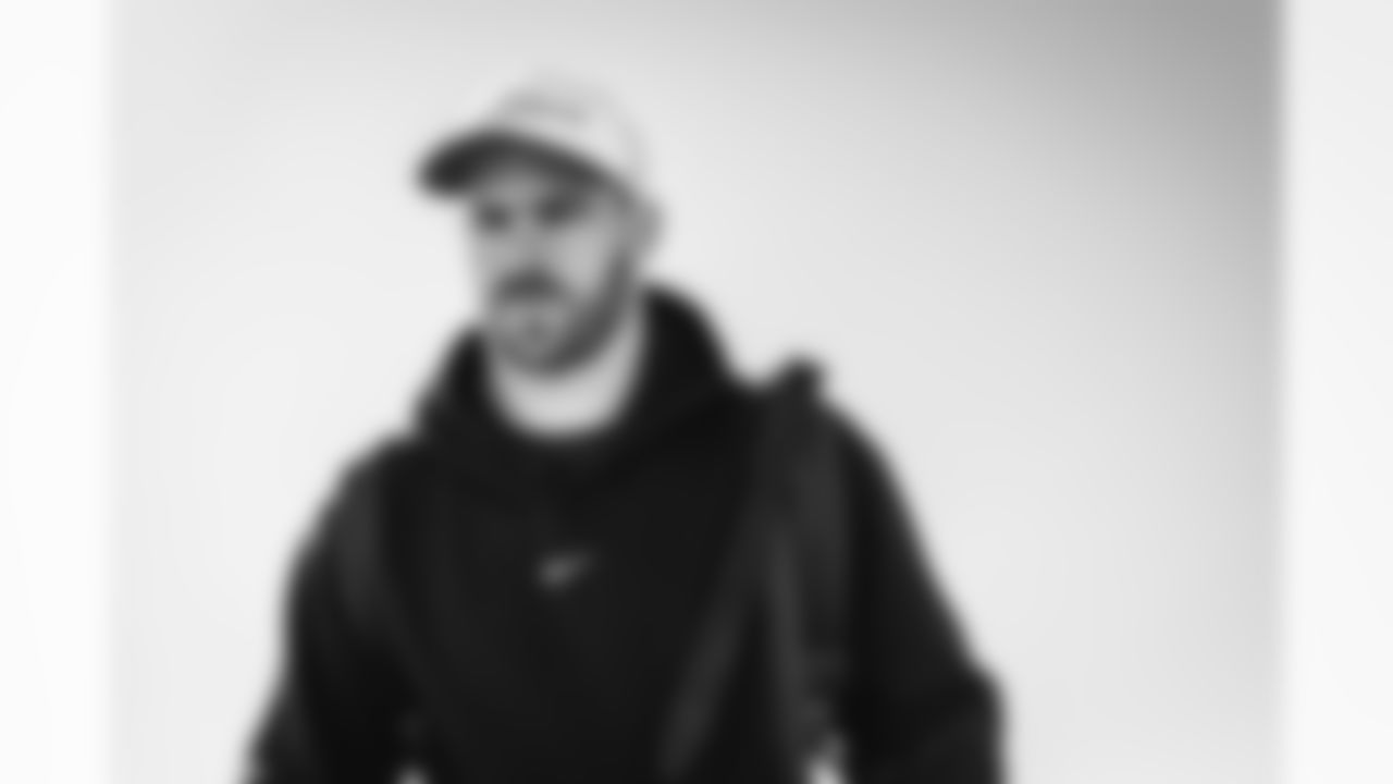 89 TE Tyler Higbee travels to Carolina for Wild Card matchup vs. Panthers