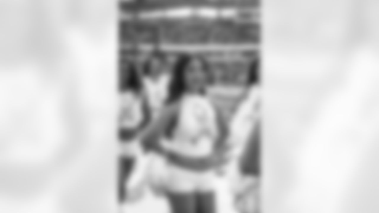 The Los Angeles Rams take on the New Orleans Saints in week 9 of the 2025 NFL regular season.