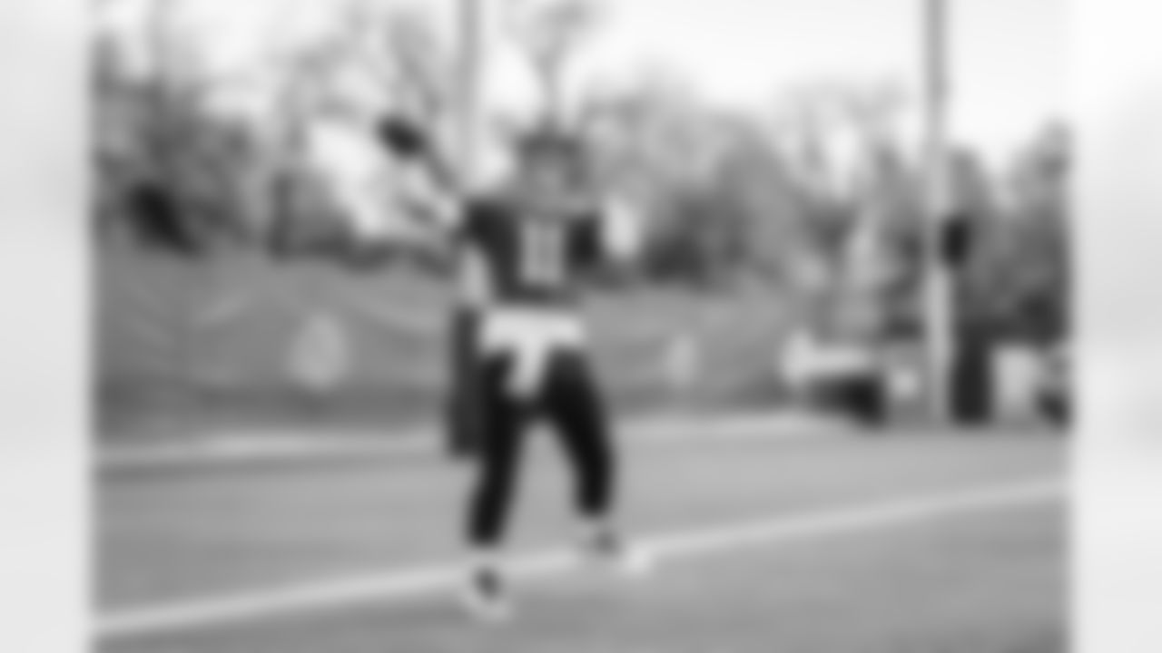 E_260101_Regular_Season_Week18_Practice_BT_000780047