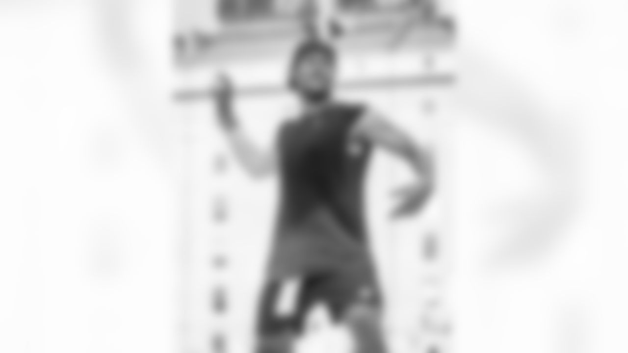 E_251015_Regular_Season_Week7_Practice_BT_00221