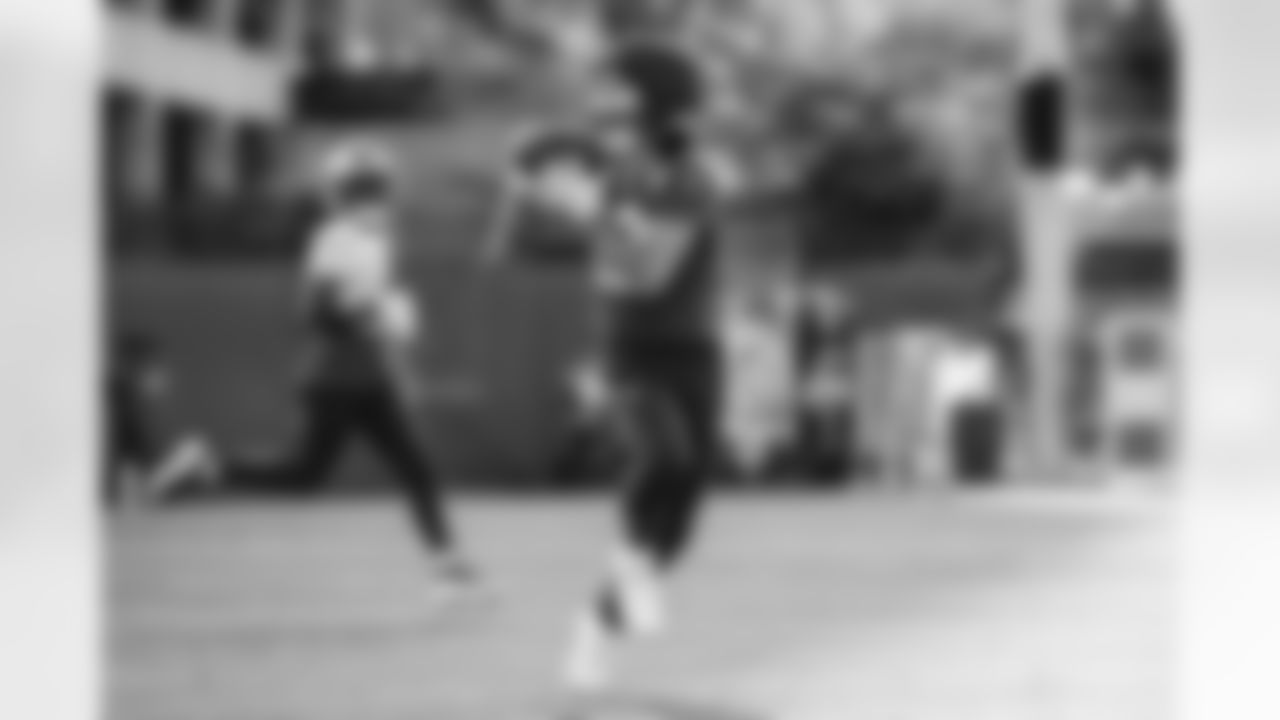 E_260101_Regular_Season_Week18_Practice_BT_015660138