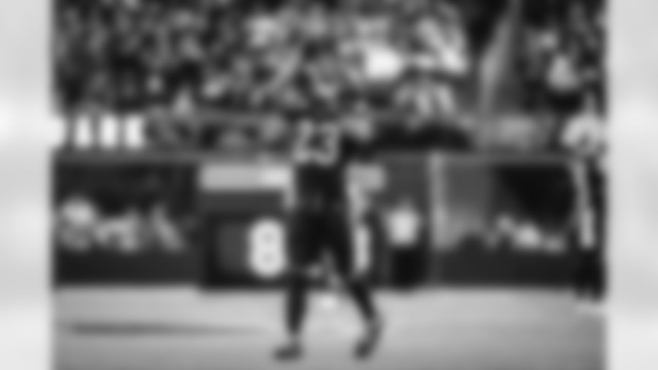 The Los Angeles Rams take on the Seattle Seahawks in week 11 of the 2025 NFL regular season.