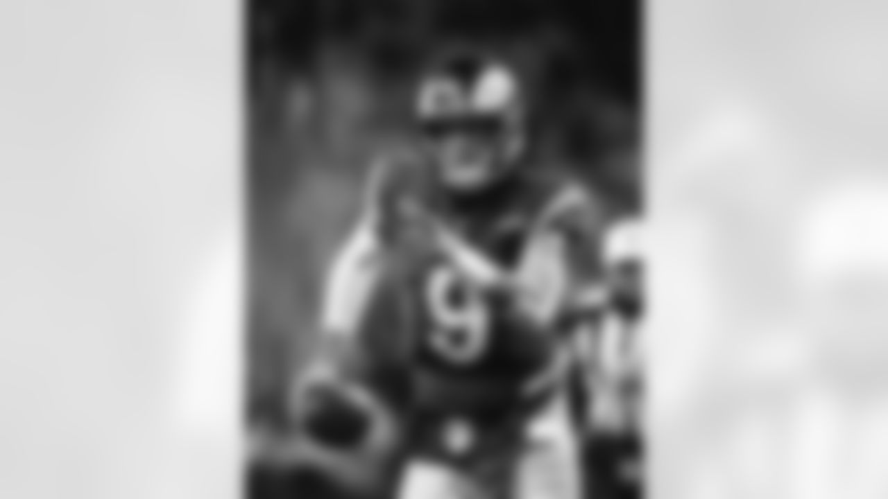 The Los Angeles Rams take on the Seattle Seahawks in week 16 of the 2025 NFL regular season.