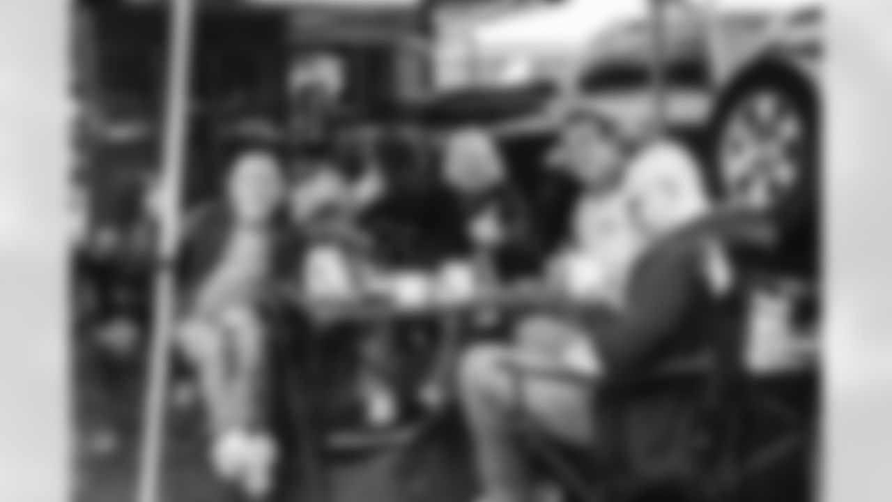 The Los Angeles Rams take on the Arizona Cardinals at SoFi Stadium in Week 18 of the 2025 season.