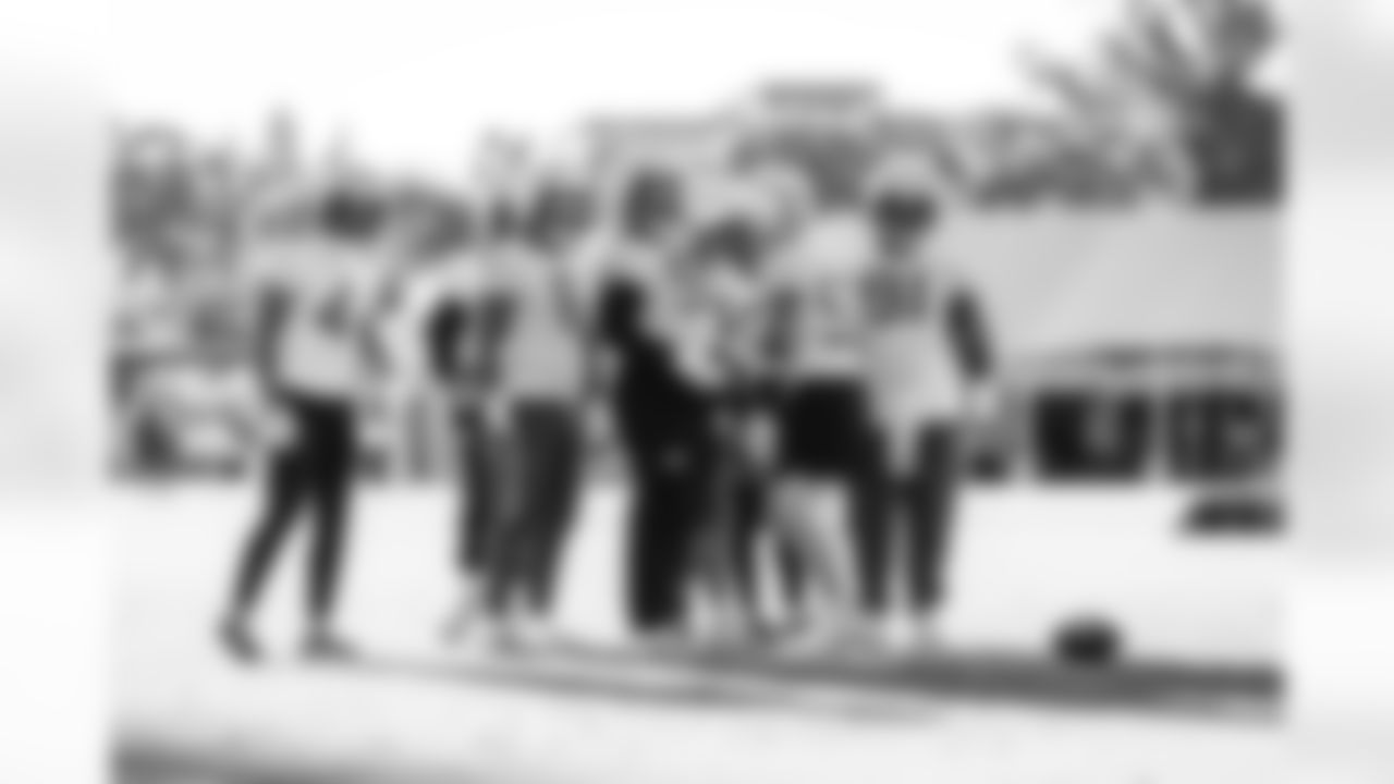 E_251203_Regular_Season_Week14_Practice_BT_00349