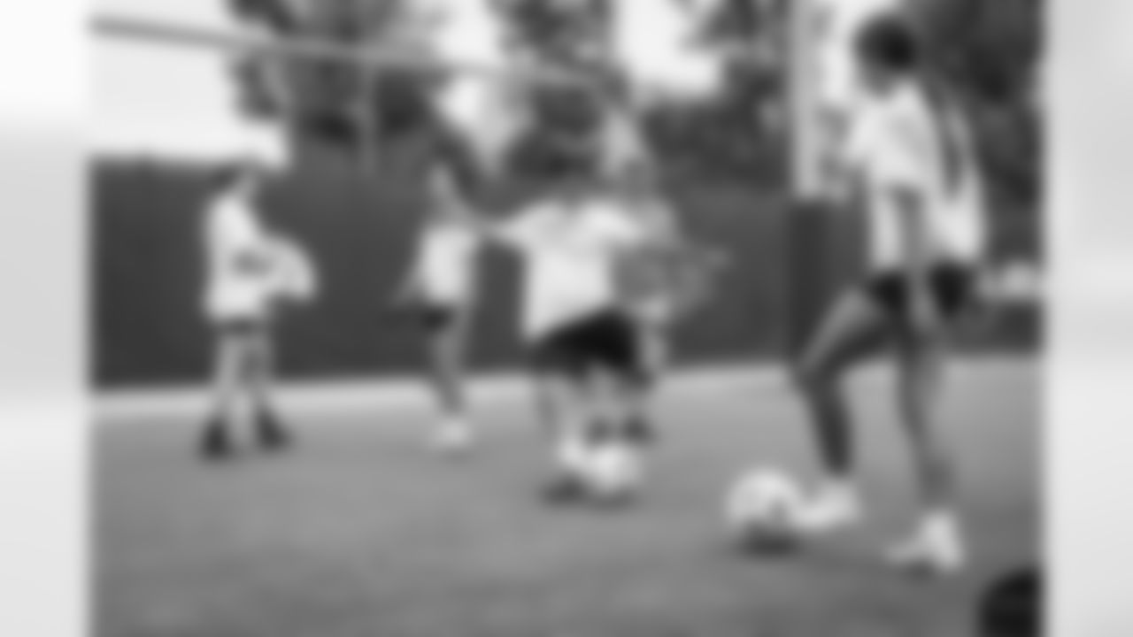 E_250914_Football_Meets_Football_Clinic_JM_0056