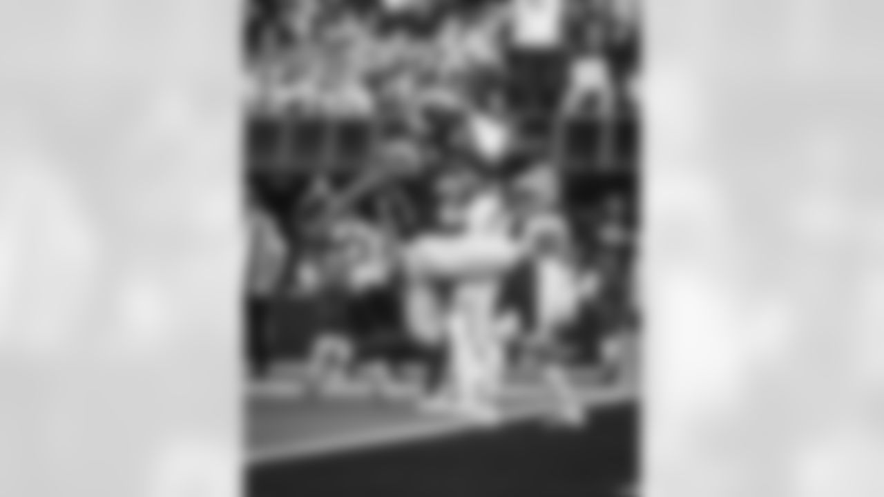 The Los Angeles Rams take on the Detroit Lions in week 15 of the 2025 NFL regular season.