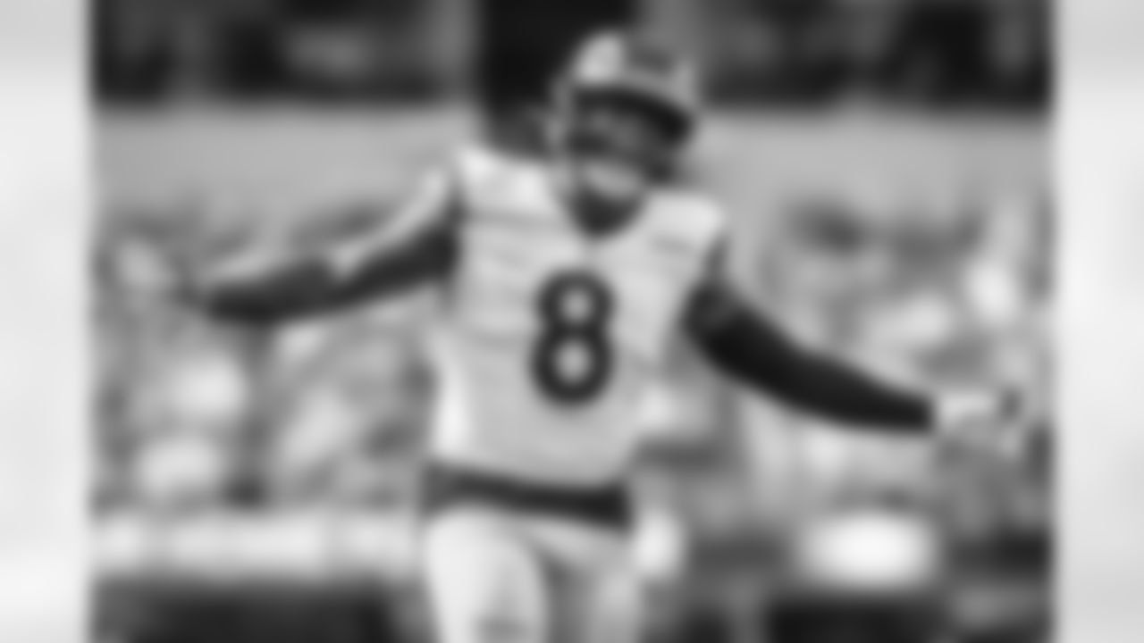 The Los Angeles Rams take on the Houston Texans in week 1 of the 2025 NFL regular season.