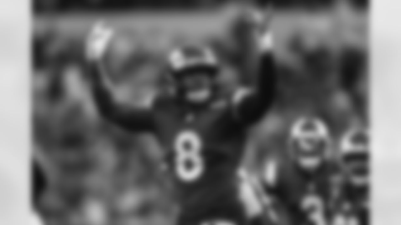 The Los Angeles Rams take on the Detroit Lions in week 15 of the 2025 NFL regular season.