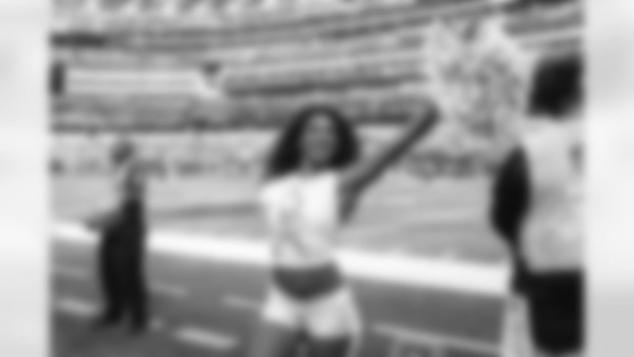 The Los Angeles Rams take on the New Orleans Saints in week 9 of the 2025 NFL regular season.