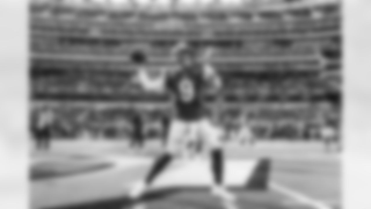 The Los Angeles Rams take on the Detroit Lions in week 15 of the 2025 NFL regular season.