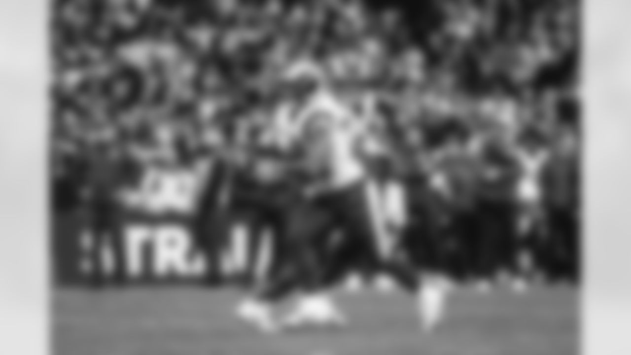 E_AJD_3506