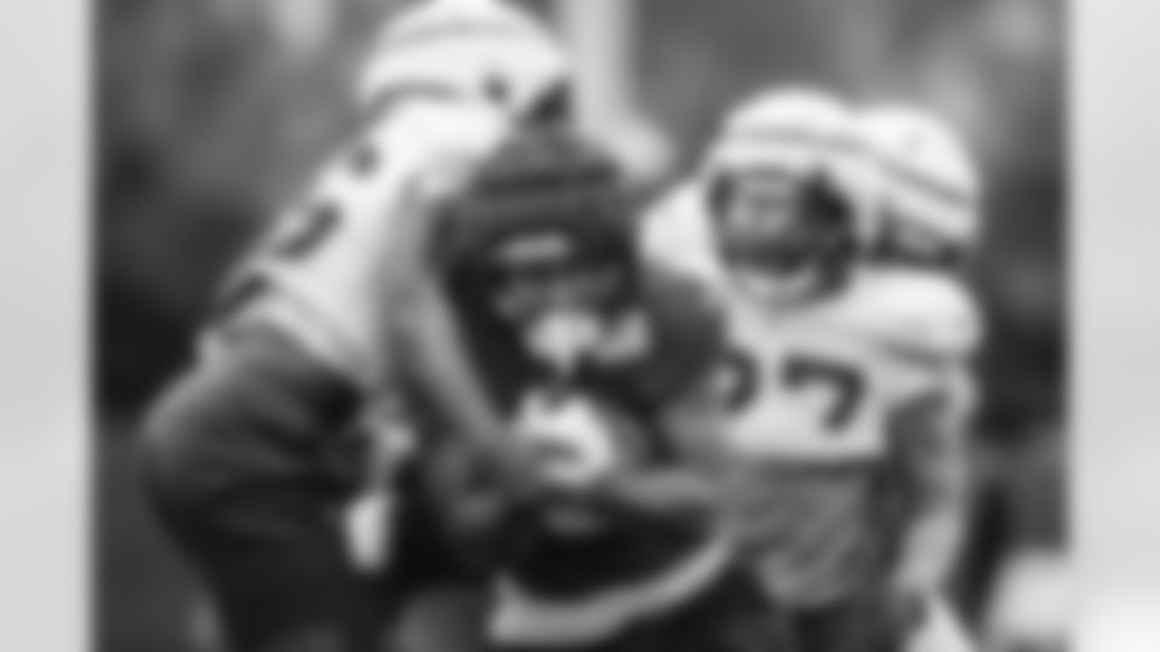 E_251113_Regular_Season_Week11_Practice_0067