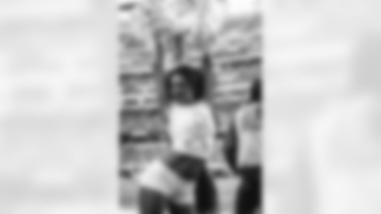 The Los Angeles Rams take on the New Orleans Saints in week 9 of the 2025 NFL regular season.