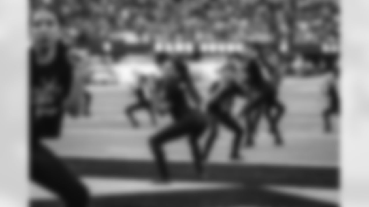 The Los Angeles Rams take on the New Orleans Saints in week 9 of the 2025 NFL regular season.