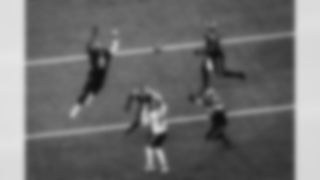 The Los Angeles Rams take on the Seattle Seahawks in week 11 of the 2025 NFL regular season.