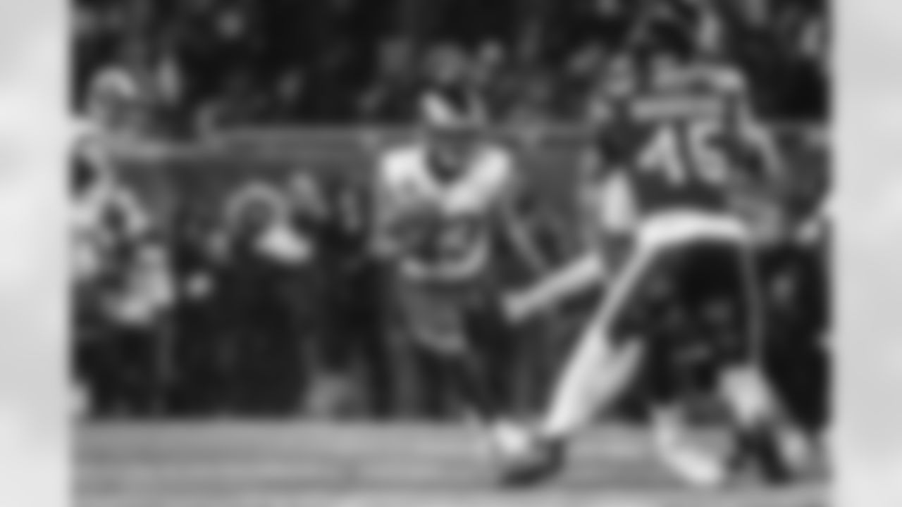 The Los Angeles Rams take on the Chicago Bears in the divisional round of the 2025 NFL post season.