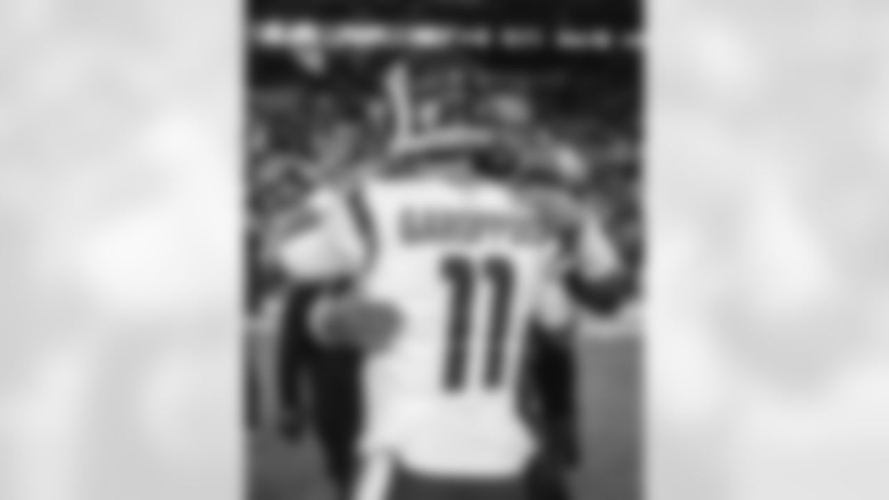 The Los Angeles Rams take on the Arizona Cardinals in week 14 of the 2025 NFL regular season.