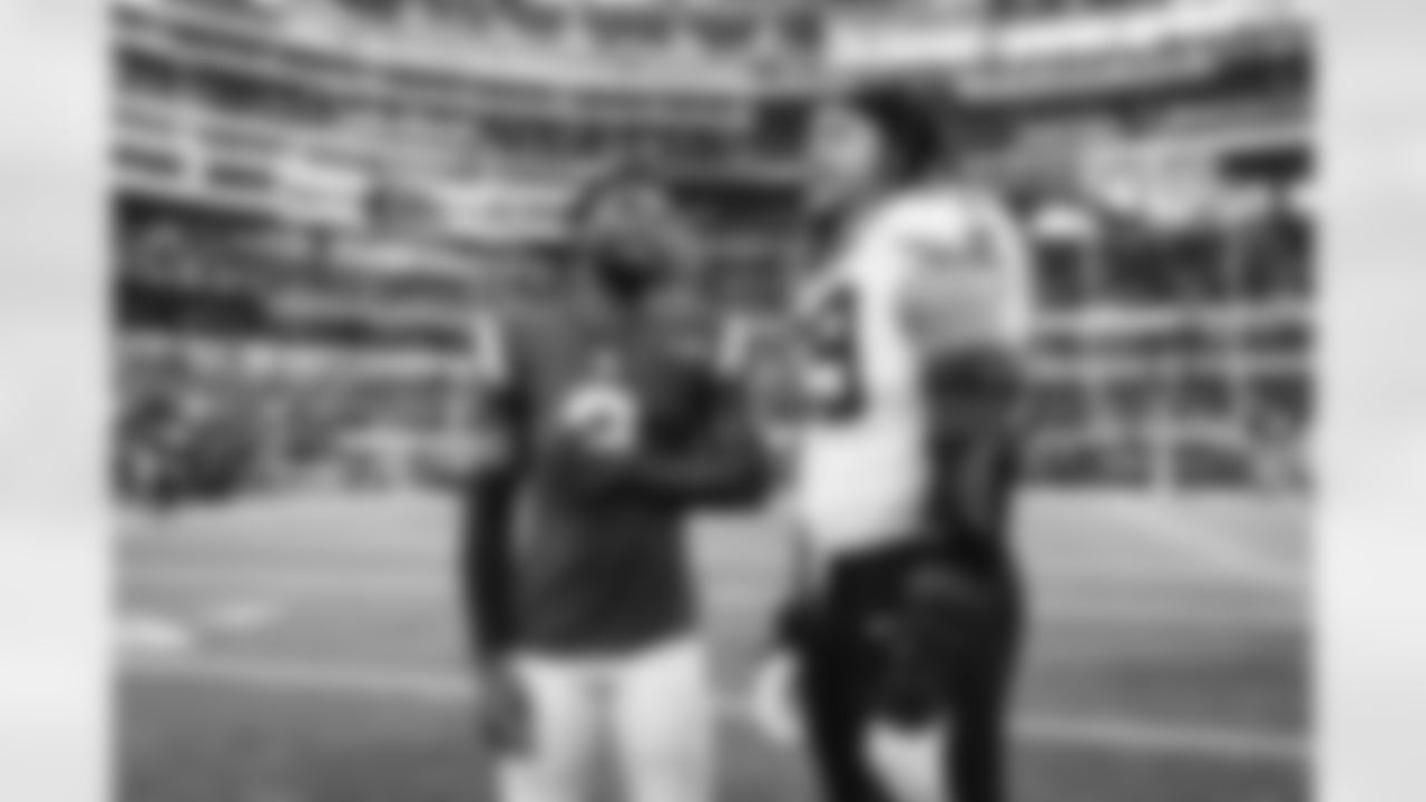 The Los Angeles Rams take on the New Orleans Saints in week 9 of the 2025 NFL regular season.