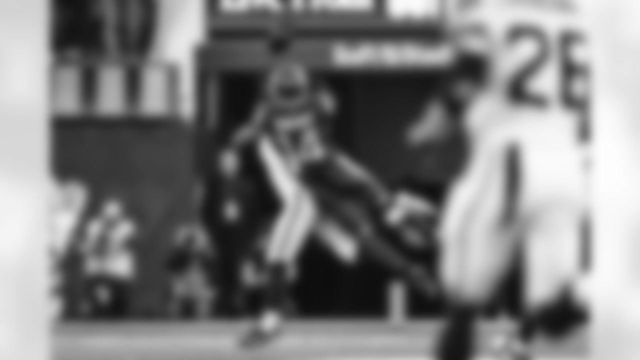 The Los Angeles Rams take on the Seattle Seahawks in week 18 of the 2024 NFL regular season.