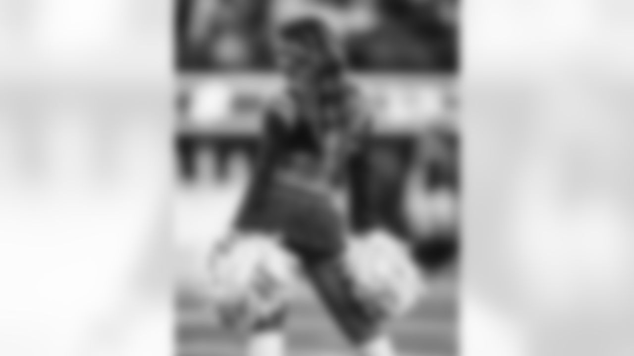 The Los Angeles Rams take on the Arizona Cardinals in week 18 of the 2025 NFL regular season.