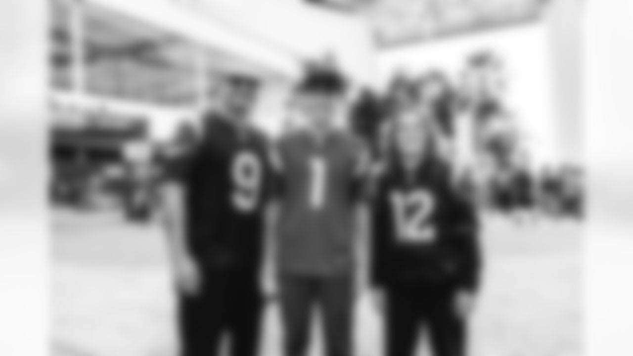 The Los Angeles Rams take on the Seattle Seahawks in week 11 of the 2025 NFL regular season.