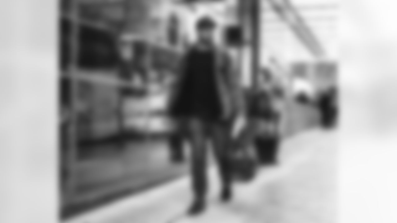 89 TE Tyler Higbee travels to Lumen Field for Thursday Night Football vs. the Seahawks