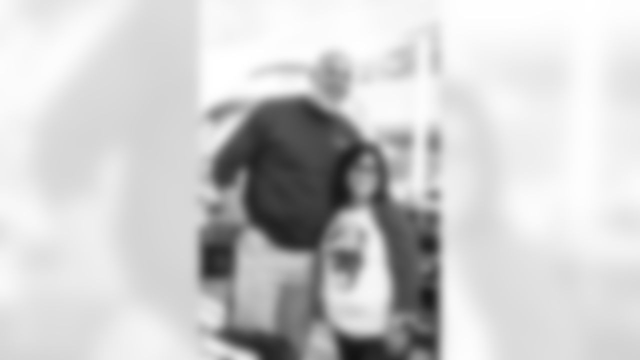 The Los Angeles Rams take on the Tampa Bay Buccaneers in week 12 of the 2025 NFL regular season.