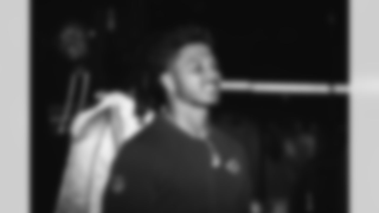 E_251217_Regular_Season_Week_16_Travel_BT_0057