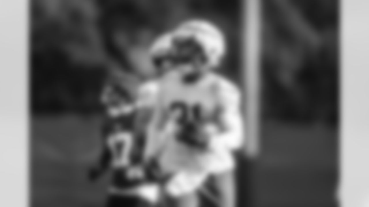 E_251119_Regular_Season_Week12_Practice_BT_00045