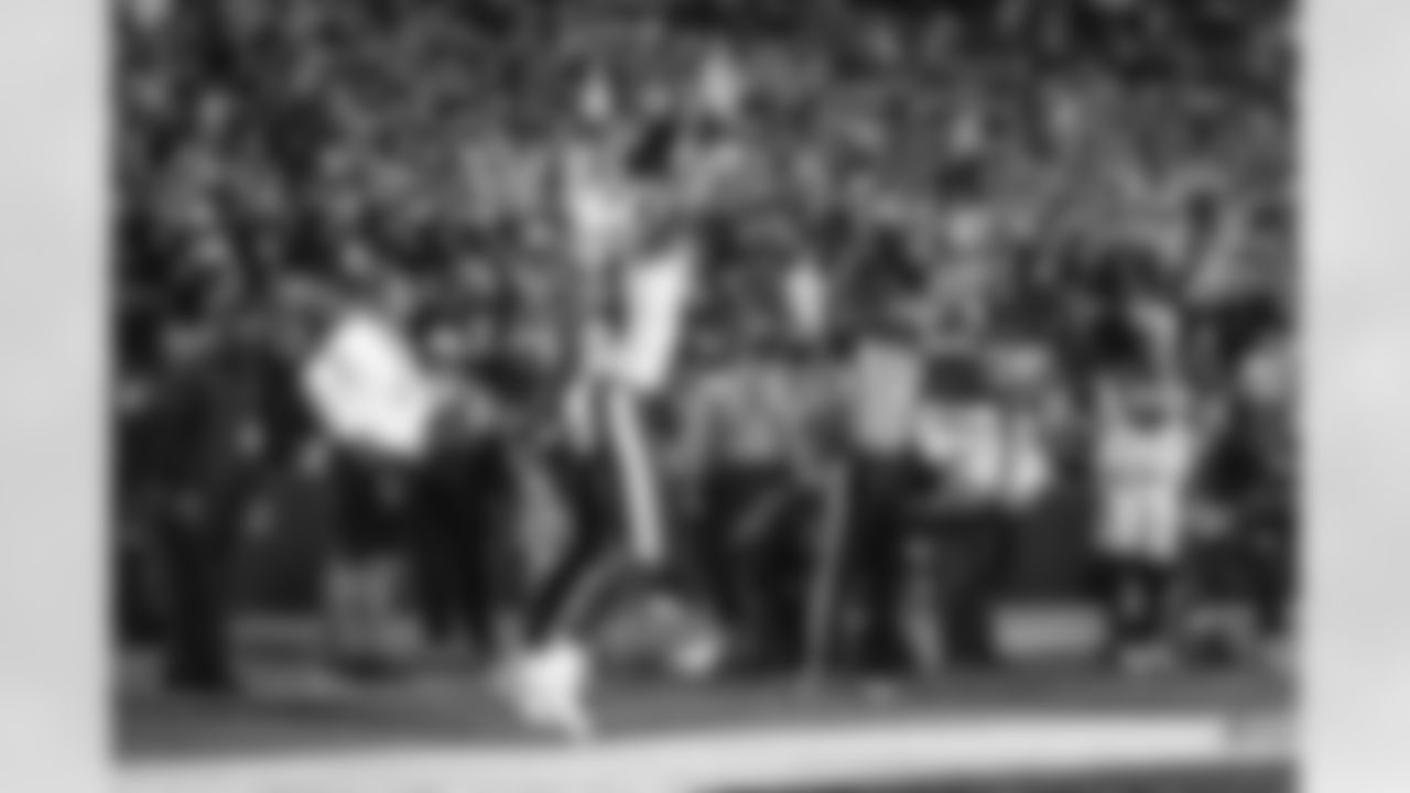 The Los Angeles Rams take on the Carolina Panthers in the wild card round of the 2025 NFL post season.