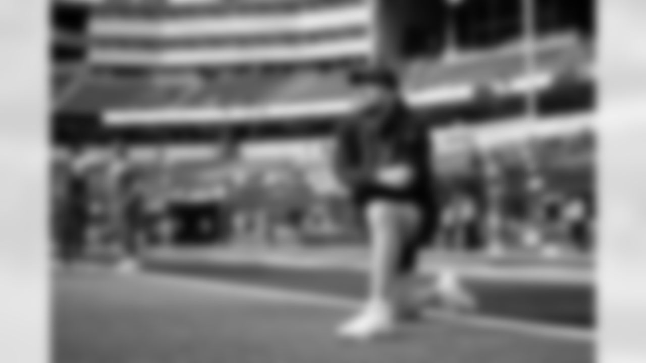 The Los Angeles Rams take on the Detroit Lions in week 15 of the 2025 NFL regular season.