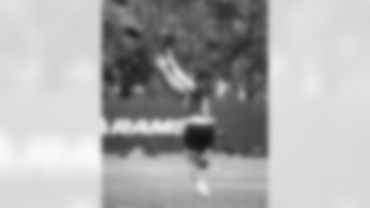 E_251112_Regular_Season_Week11_Practice_0083