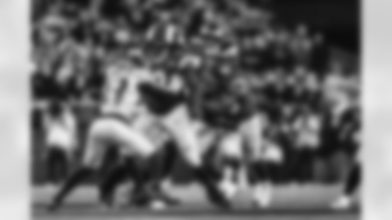 The Los Angeles Rams take on the Seattle Seahawks in week 16 of the 2025 NFL regular season.