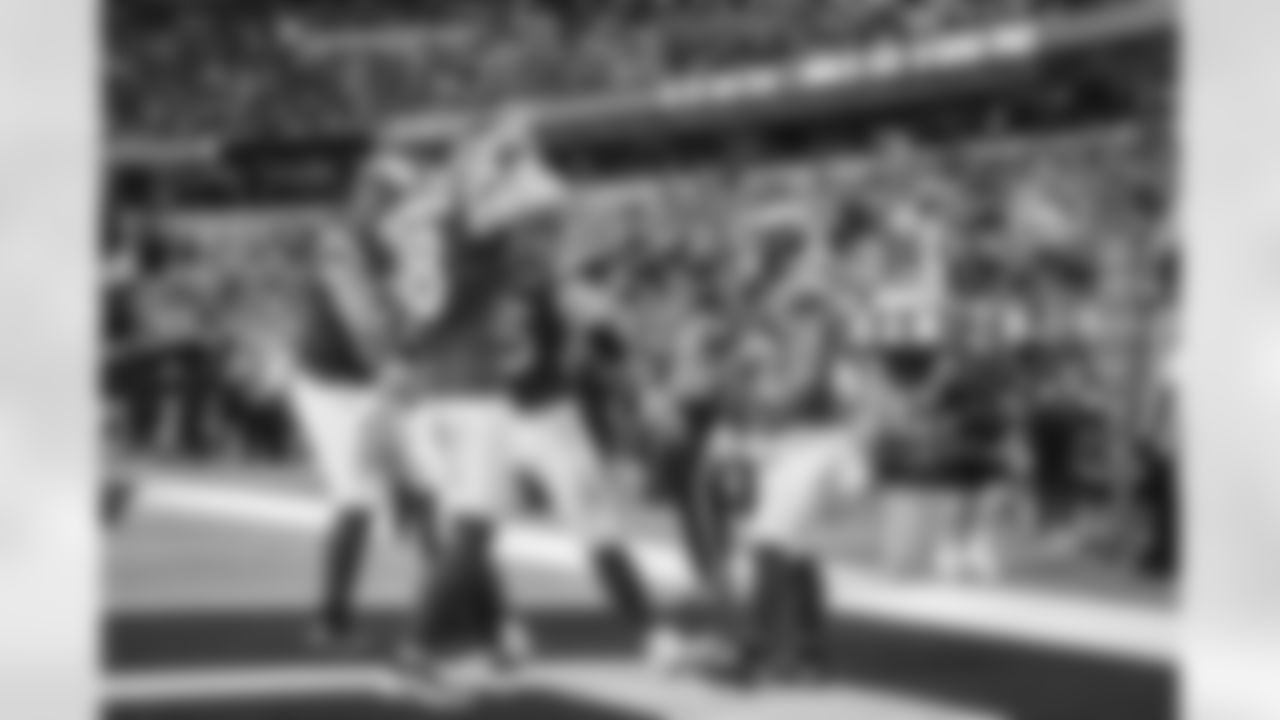 The Los Angeles Rams take on the Detroit Lions in week 15 of the 2025 NFL regular season.